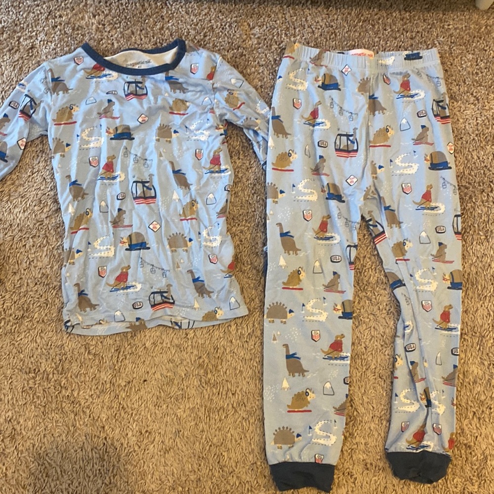 Magnetic Me Long Sleeve Pajamas Skiing 4T